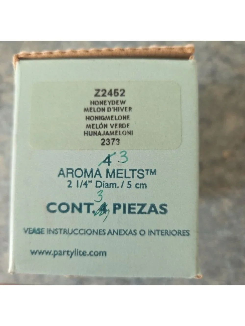 3 PartyLite Honeydew Aroma Melts in box 2 1/4" Diameter Z2452 - Picture 4 of 7